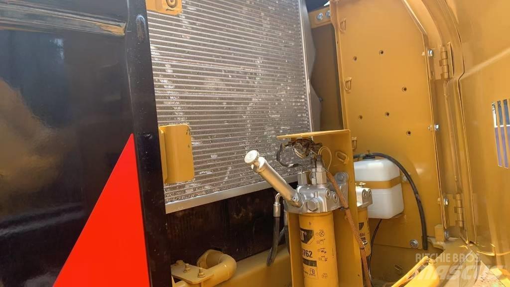 CAT 329 D 대형 굴삭기 29톤 이상