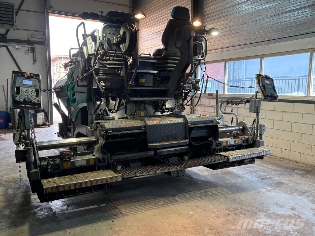 Vögele Super 1300-3i 스크레이퍼