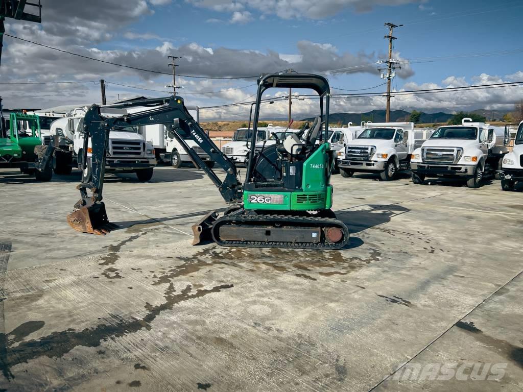 John Deere 26 G  스키드로더