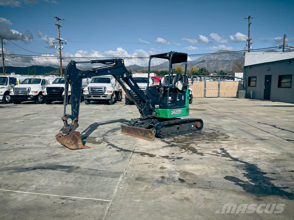 John Deere 26 G  스키드로더