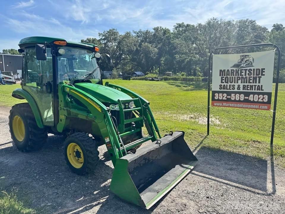 John Deere 3520 트랙터