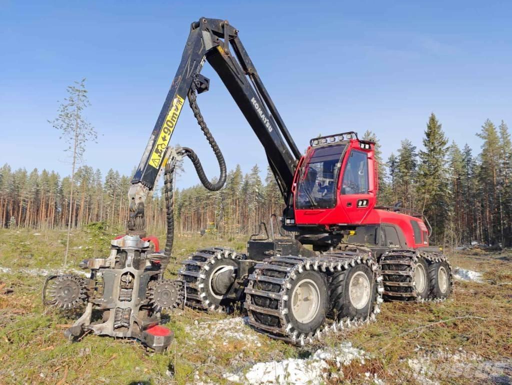 Komatsu 931 XC 원목 하베스터