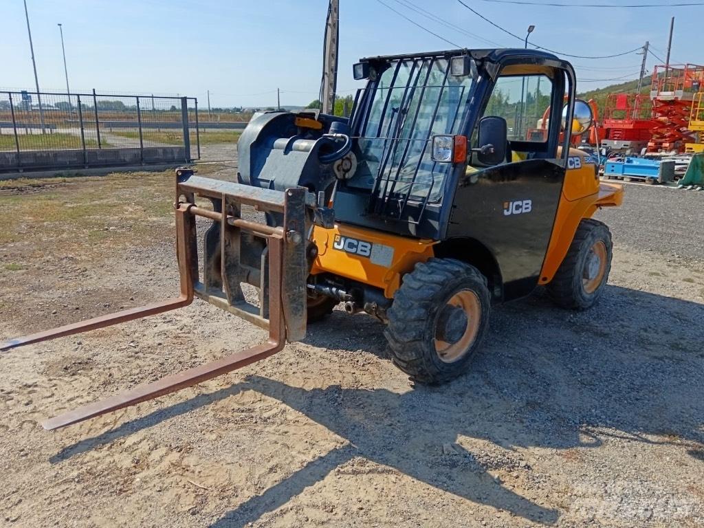 JCB 520-40 텔러 핸들러