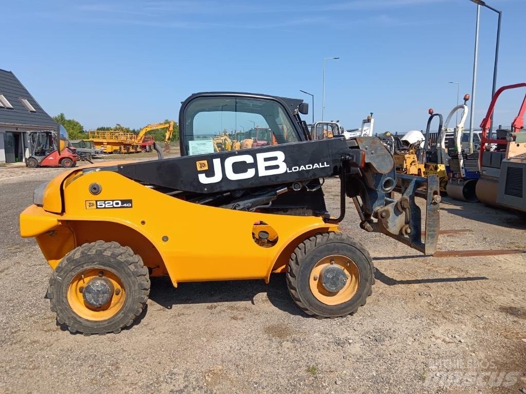 JCB 520-40 텔러 핸들러