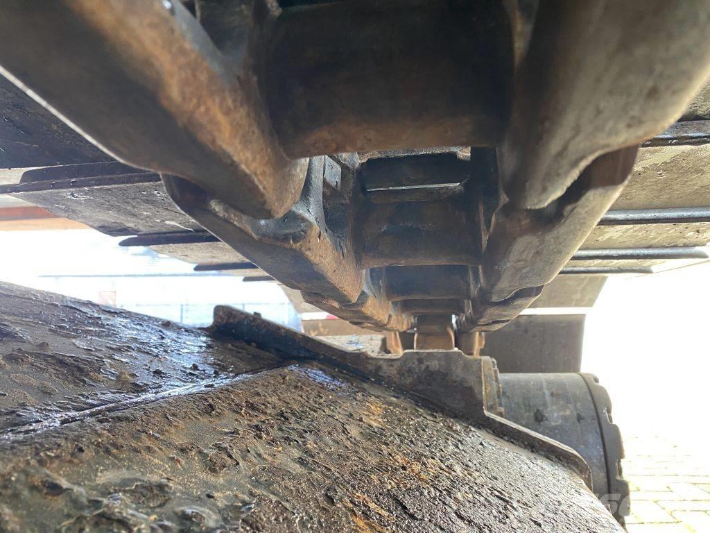 Hitachi ZX 180 LC-3 대형 굴삭기 29톤 이상