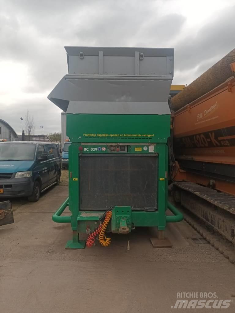 Komptech Cribus 3800 이동식 선별기