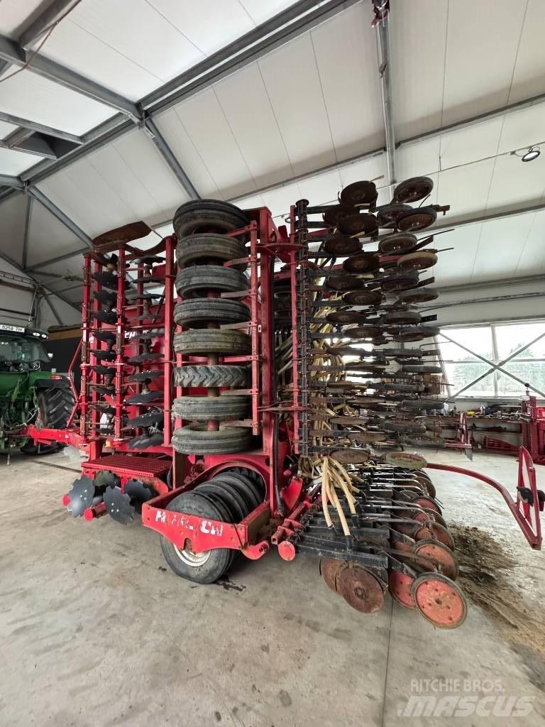 Horsch Pronto 8 DC 드릴