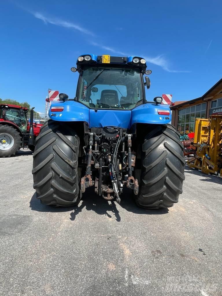 New Holland T 8.360 트랙터