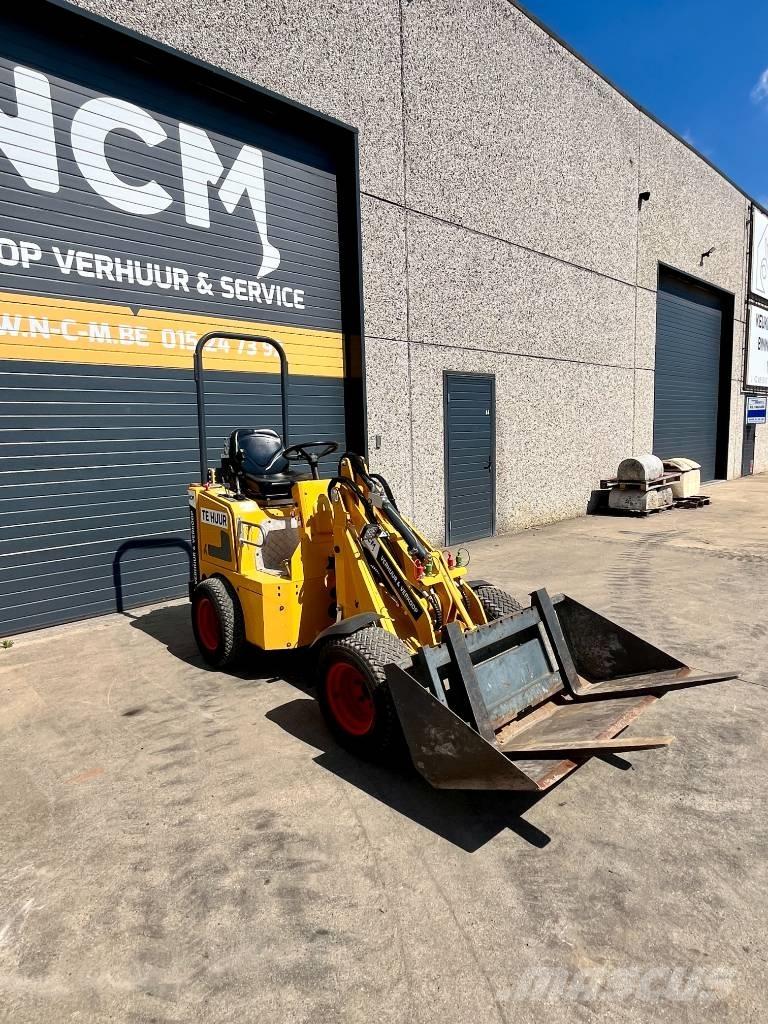 Knikmops KM 100  휠로우더