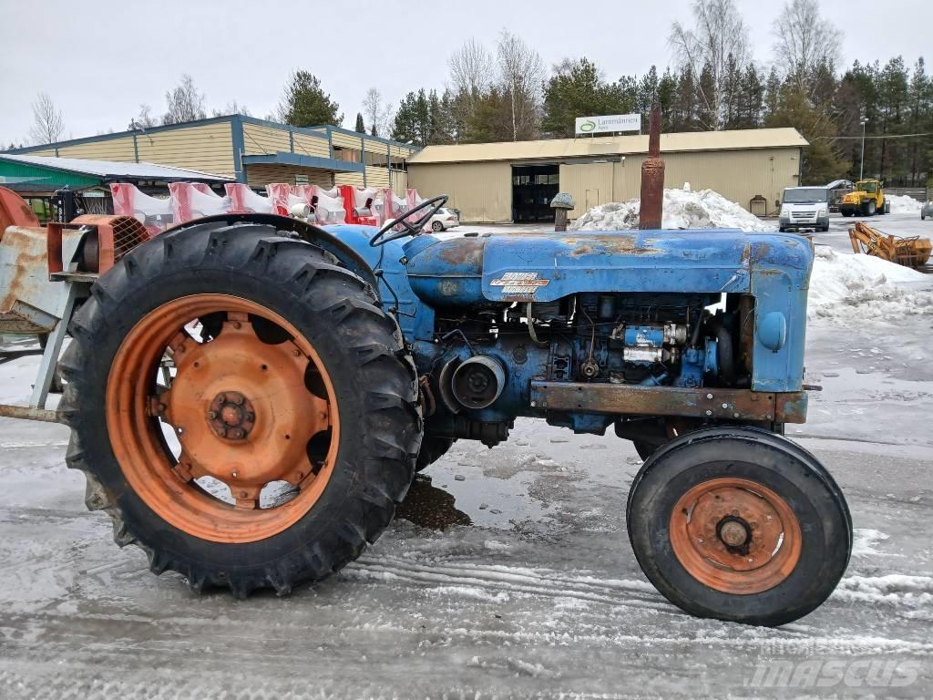 Fordson Power Major 트랙터