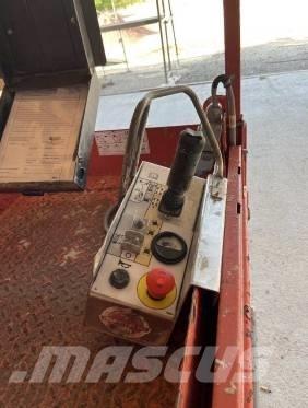 SkyJack SJ III 3219 가위형 리프트