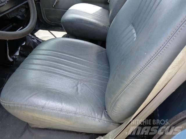 GMC C7500 플랫베드/드롭사이드 트럭