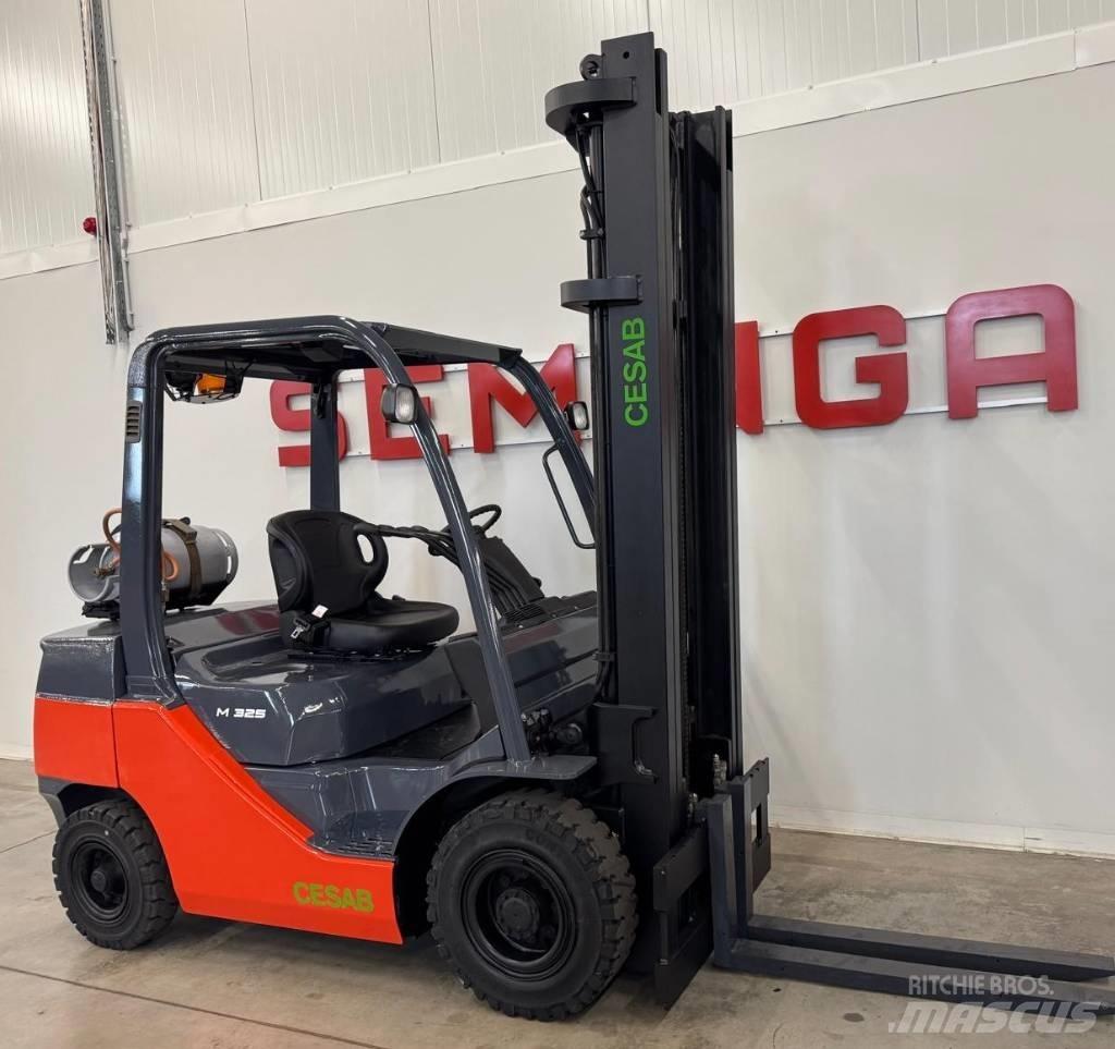 Cesab 10493 M325G LPG 지게차