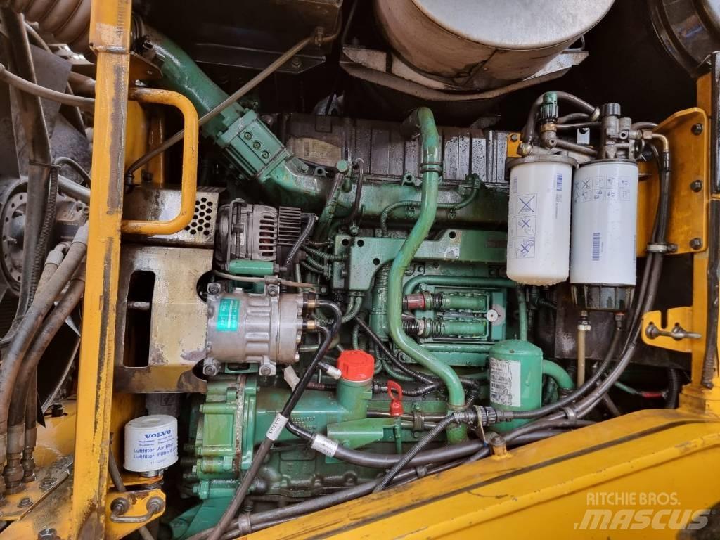 Volvo L 180 F  휠로우더