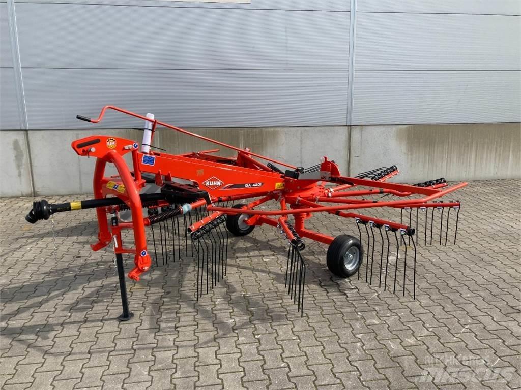 Kuhn GA 4201 수확기
