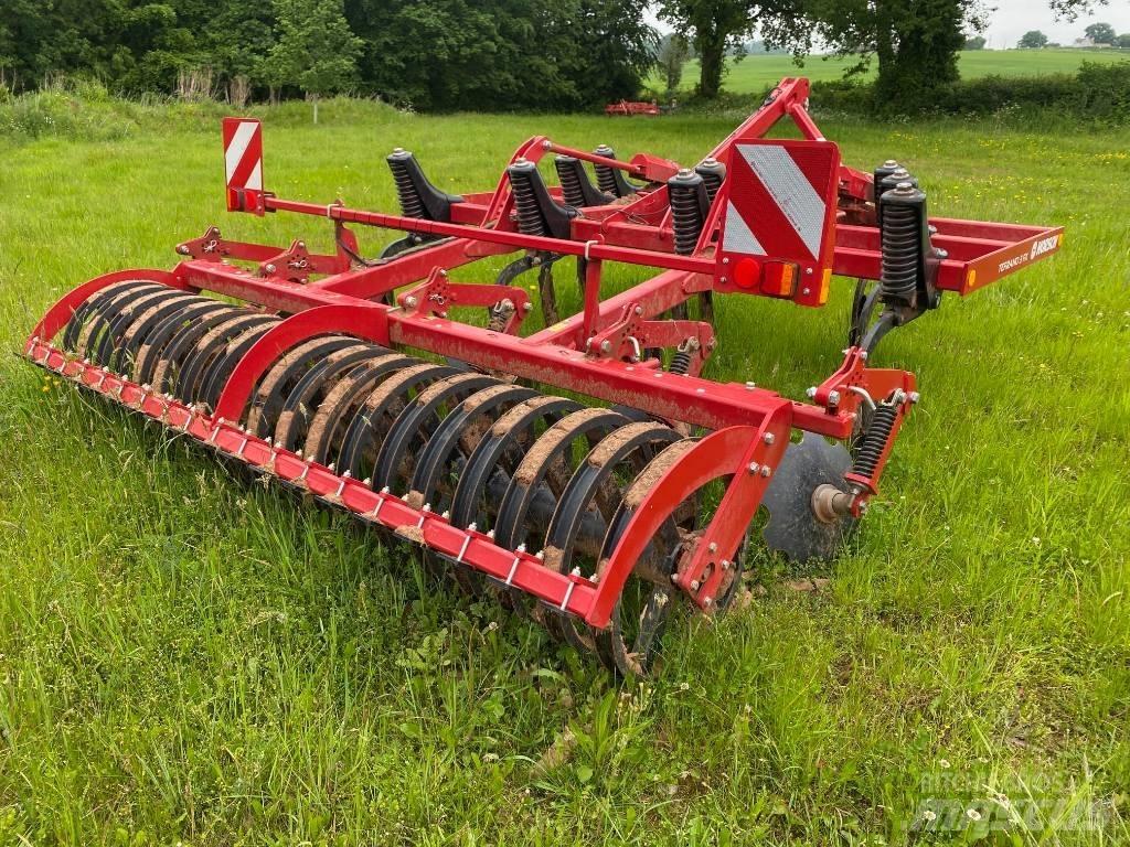 Horsch Terrano 3 FX 경운기