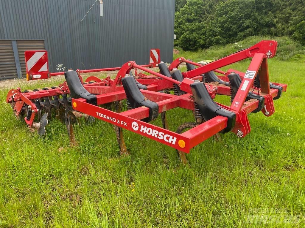 Horsch Terrano 3 FX 경운기