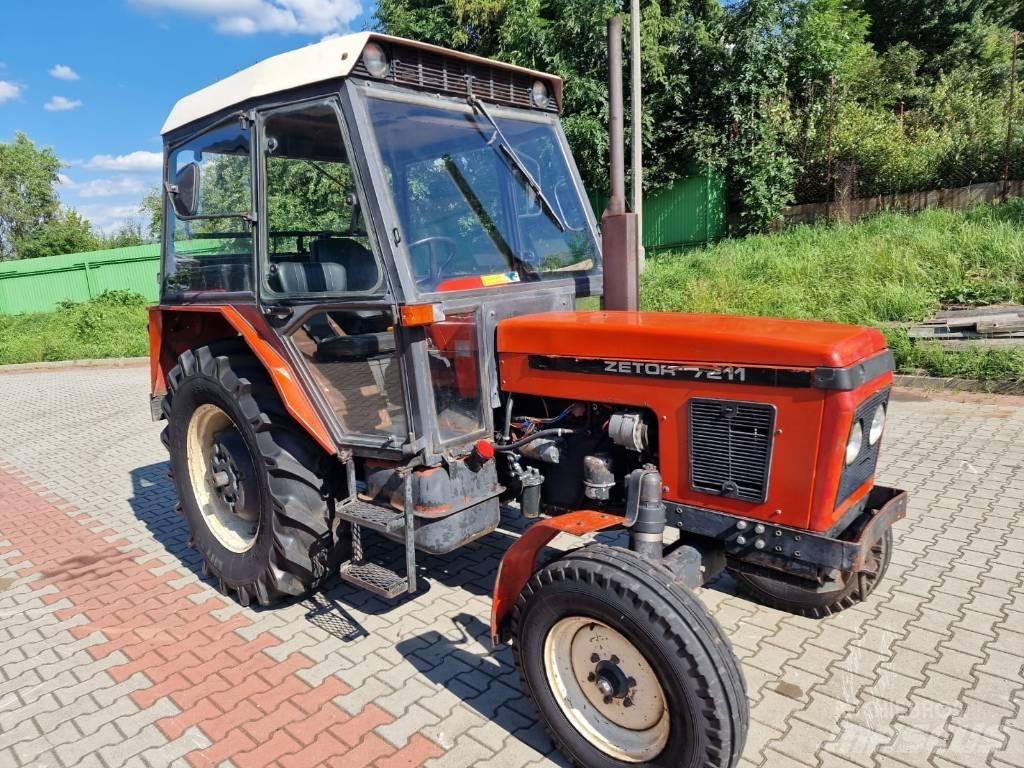 Zetor 7211 트랙터