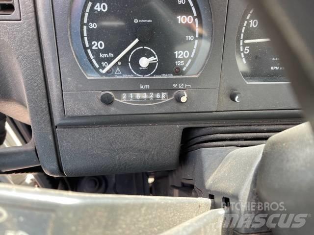 Iveco 80E15 덤프 트럭
