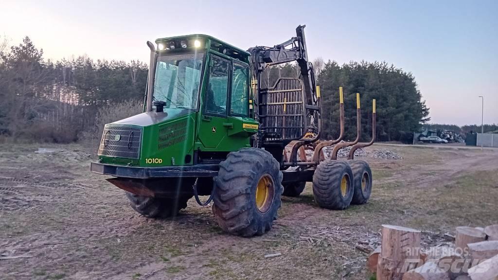 John Deere 1010D 원목 포워더