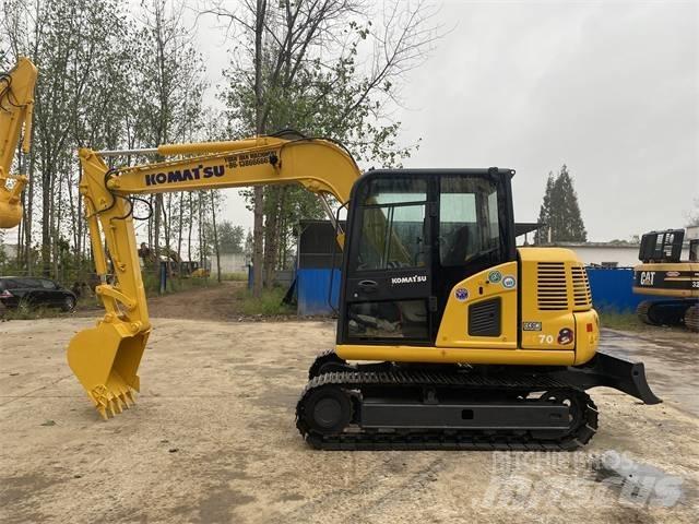 Komatsu PC70-8 대형 굴삭기 29톤 이상