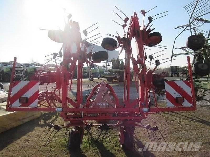Kuhn GF8702 갈퀴 및 테더