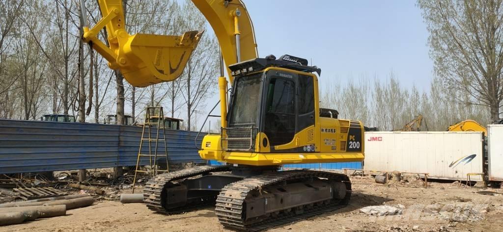 Komatsu PC 200-8 대형 굴삭기 29톤 이상