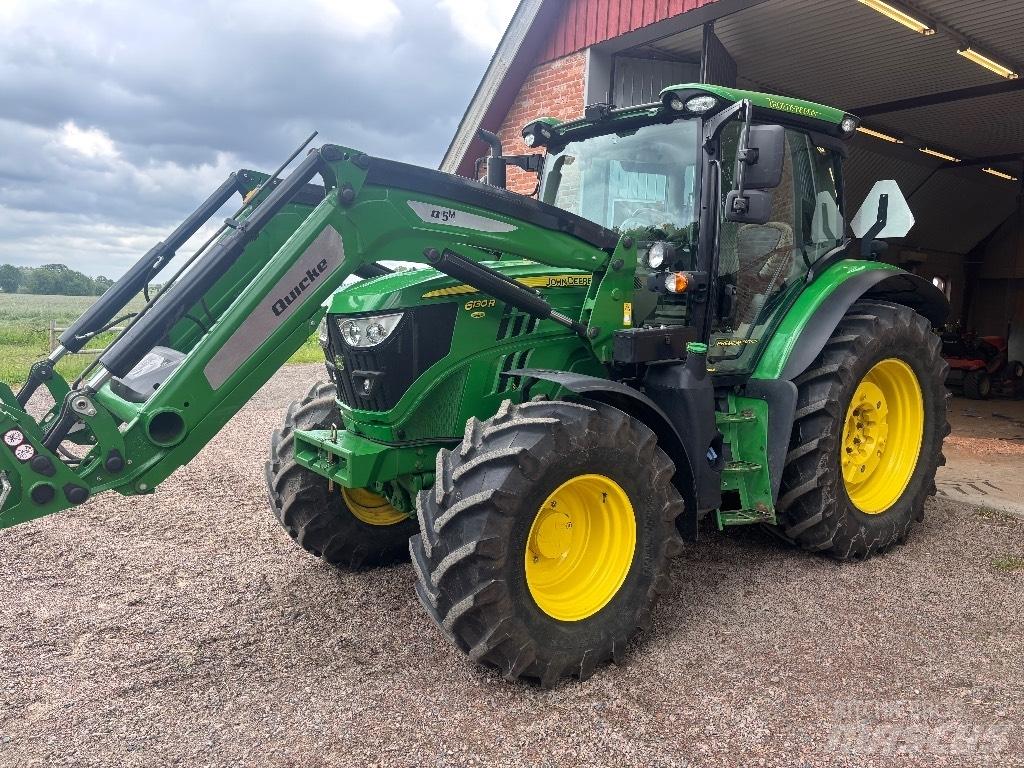 John Deere 6130 R 트랙터