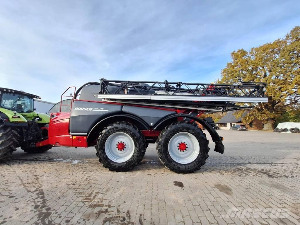 Horsch Leeb 12 TD 견인형 분무기