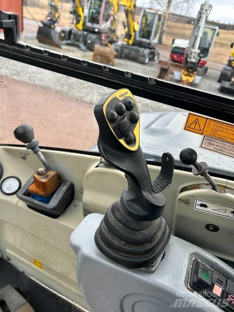 Wacker Neuson 6503  휠 굴삭기