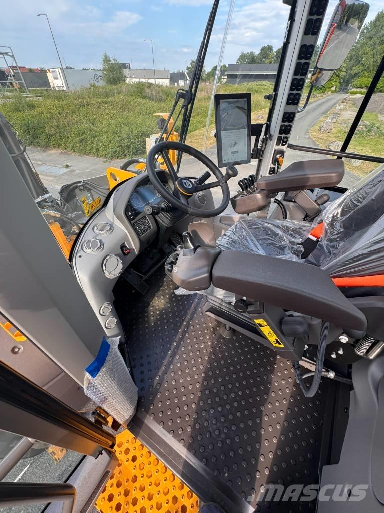 Volvo L 120 H2  휠로우더