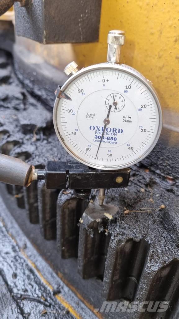 Grove GMK 3055 A/T 크레인