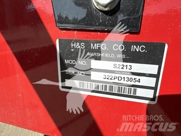 H&S 2213 퇴비살포기