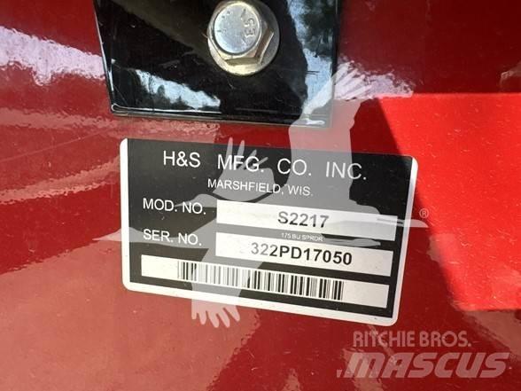 H&S 2217 퇴비살포기