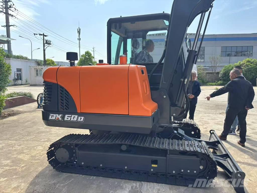 Doosan DX60 대형 굴삭기 29톤 이상