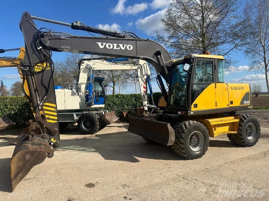 Volvo EW160  휠 굴삭기