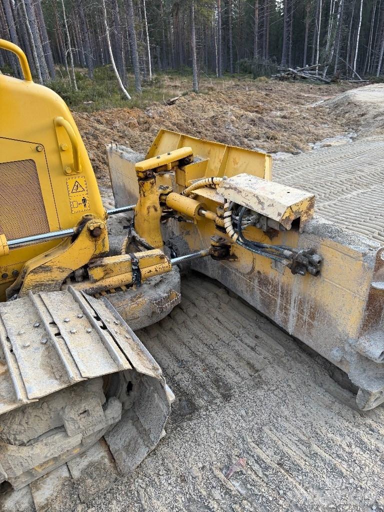 Komatsu D 37 PX-23 크롤러 도저