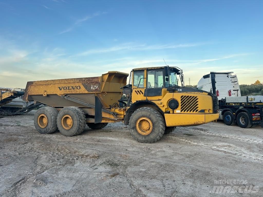 Volvo A 25 E 연결식 홀러