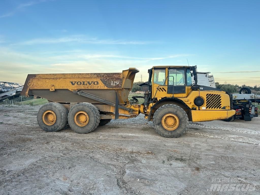 Volvo A 25 E 연결식 홀러