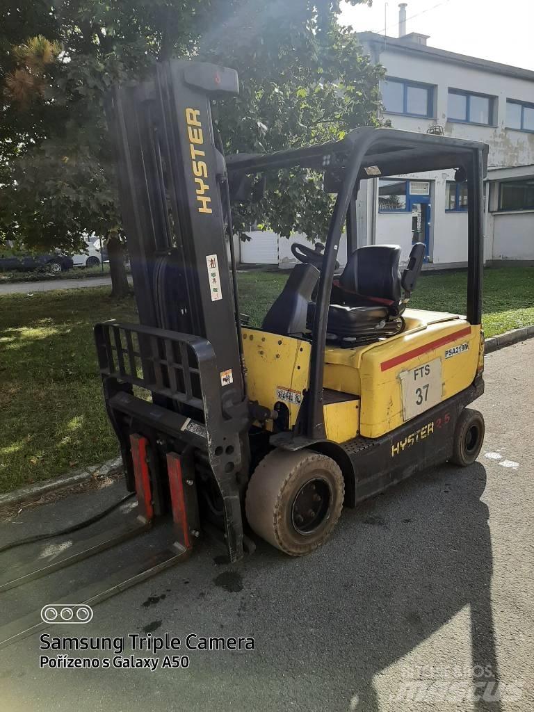 Hyster J2.5XN 전동 지게차