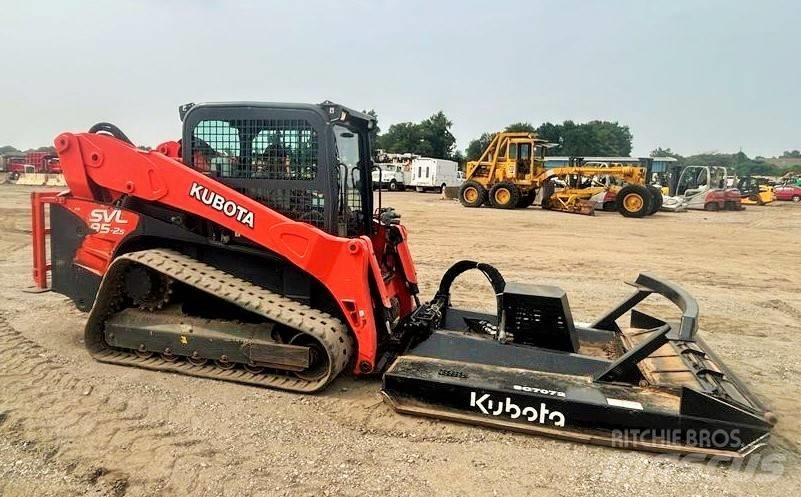 Kubota SVL 95-2  스키드로더