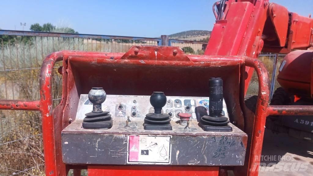 Manitou 180 ATJ 관절형 전동이동 리프트