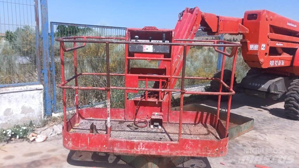Manitou 180 ATJ 관절형 전동이동 리프트