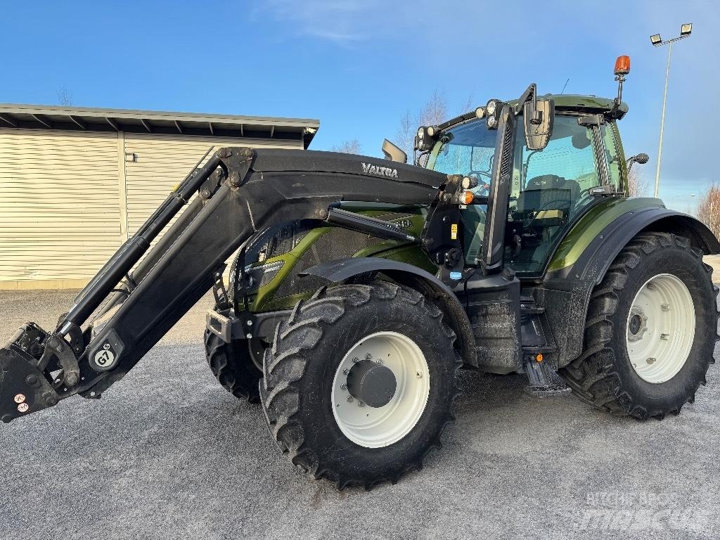 Valtra T174 EA 트랙터