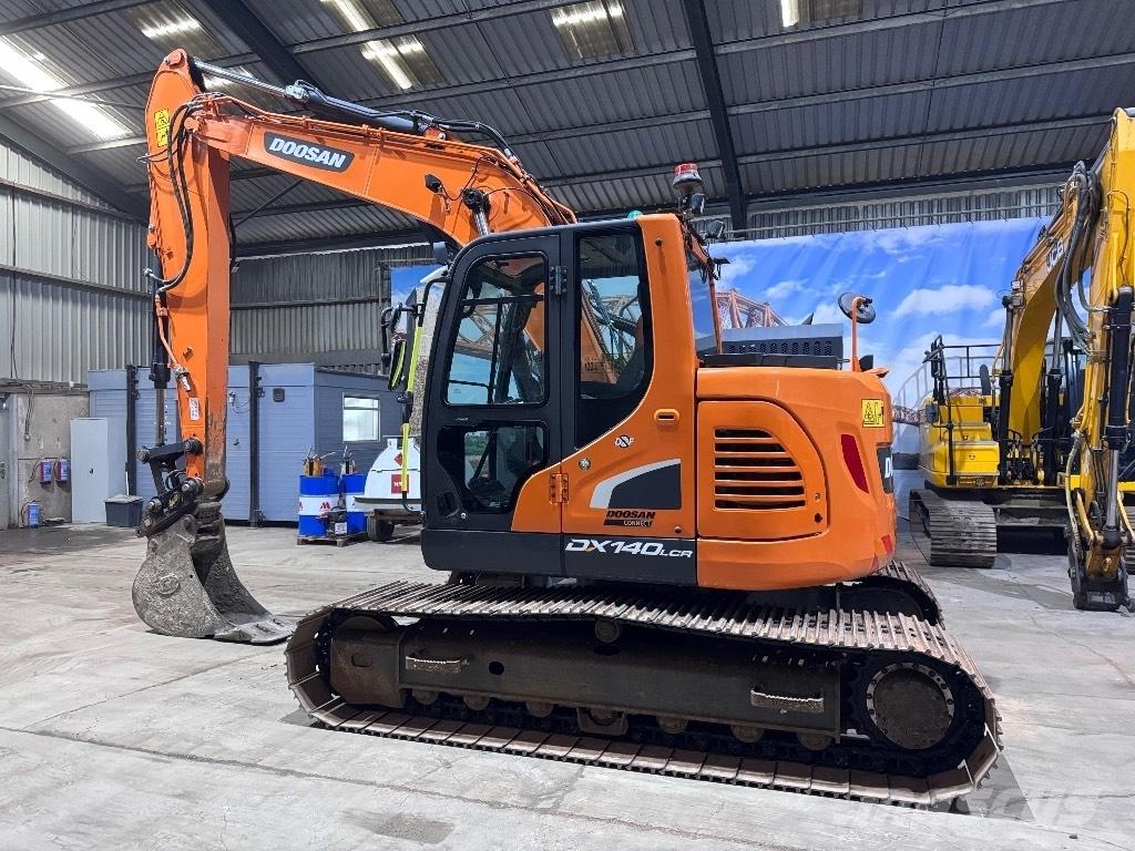 Doosan DX 140 LCR-5 대형 굴삭기 29톤 이상