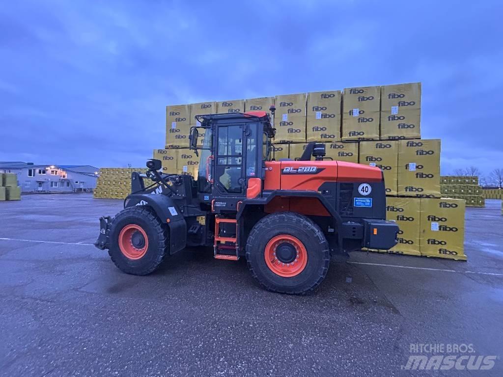 Doosan DL 280-7  휠로우더