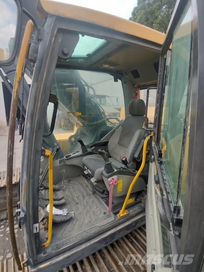 Volvo EC300DL 대형 굴삭기 29톤 이상