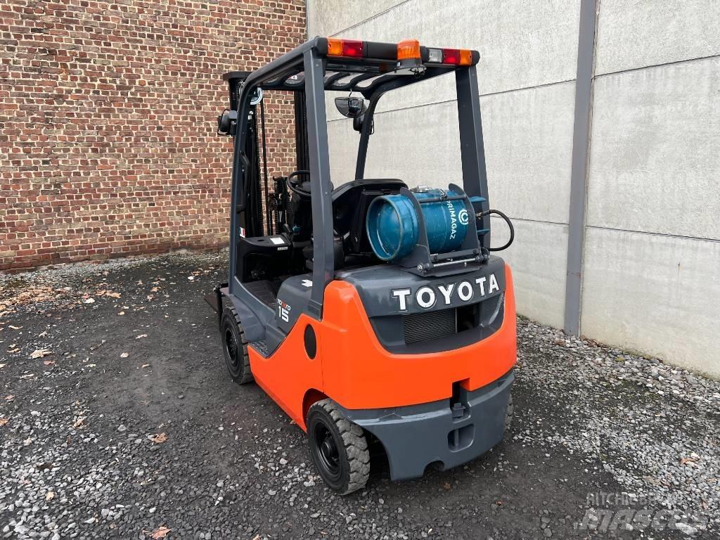 Toyota 02-8 FGF 15 LPG 지게차