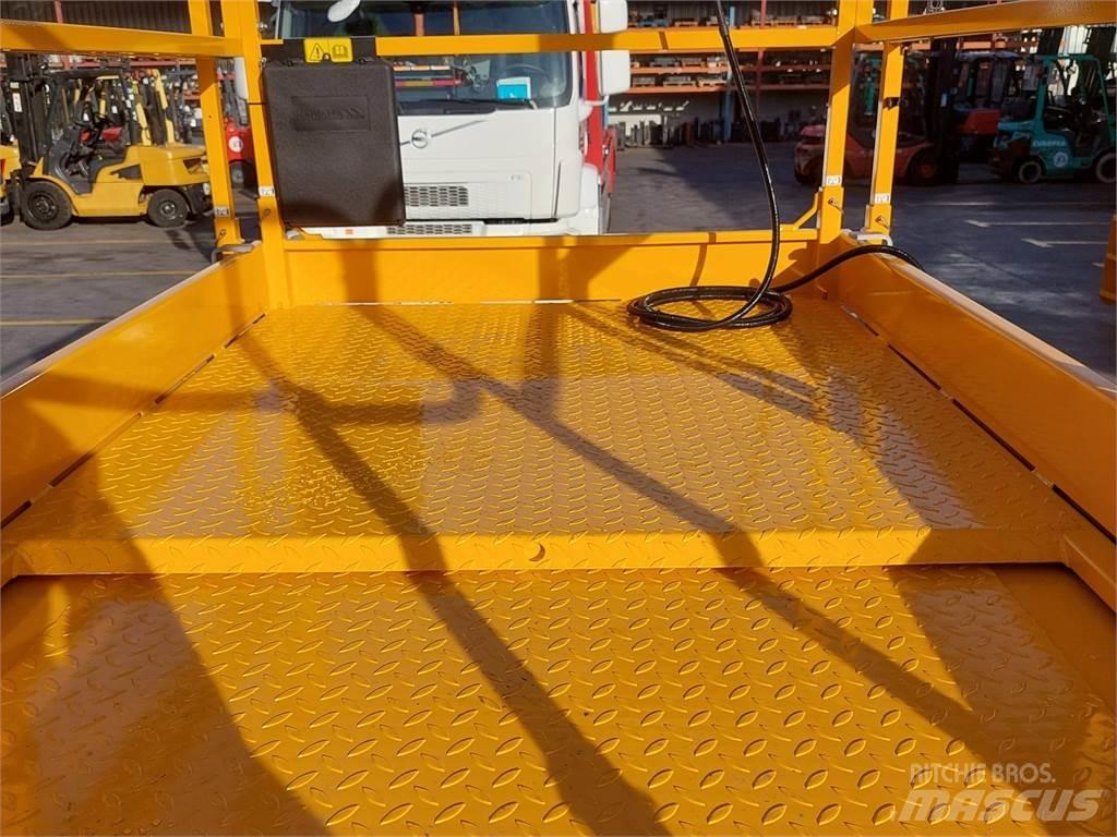Haulotte C12DX 가위형 리프트