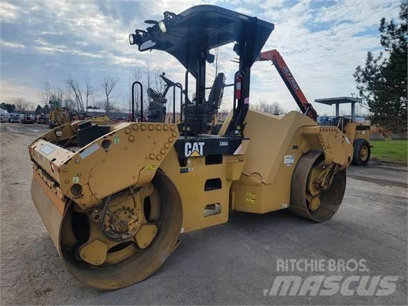 CAT CB64 싱글 드럼 롤러